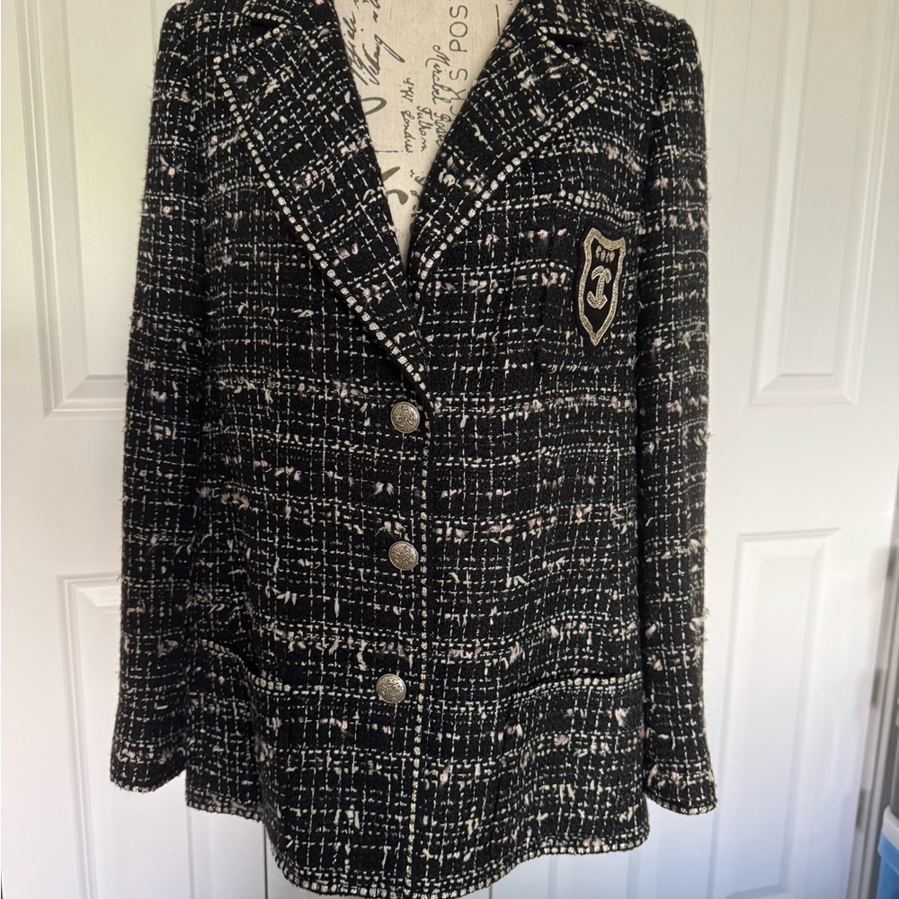 CHANEL Black and White Tweed Blazer iconic style from The Devil Wears Prada